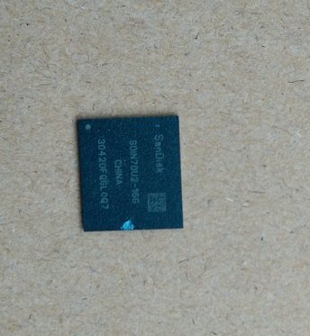 New original SANDISK SDIN7DU2-16G 16G font library 16G SSD particles