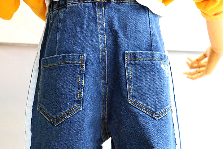 Xuân 2018 thu mới cho bé gái thanh thường quần jeans bé gái thể thao hoang dã gió hit màu quần quần áo trẻ em