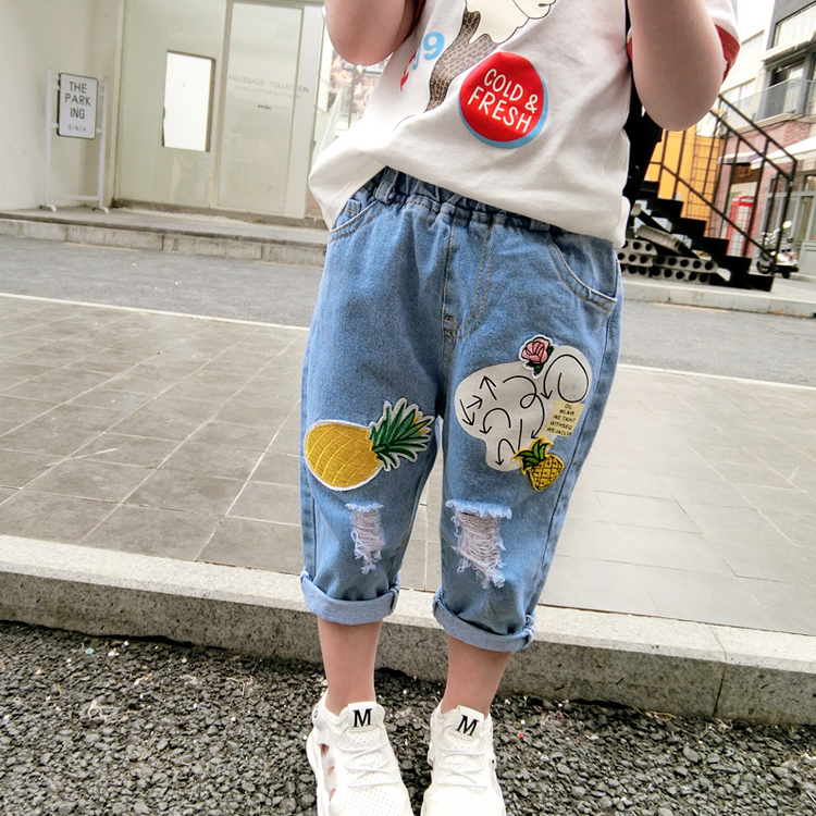 Mùa xuân và mùa thu 2019 bé gái mới bé gái giản dị quần jeans bé gái thoải mái in hình quả dứa - Quần jean shop quan ao baby