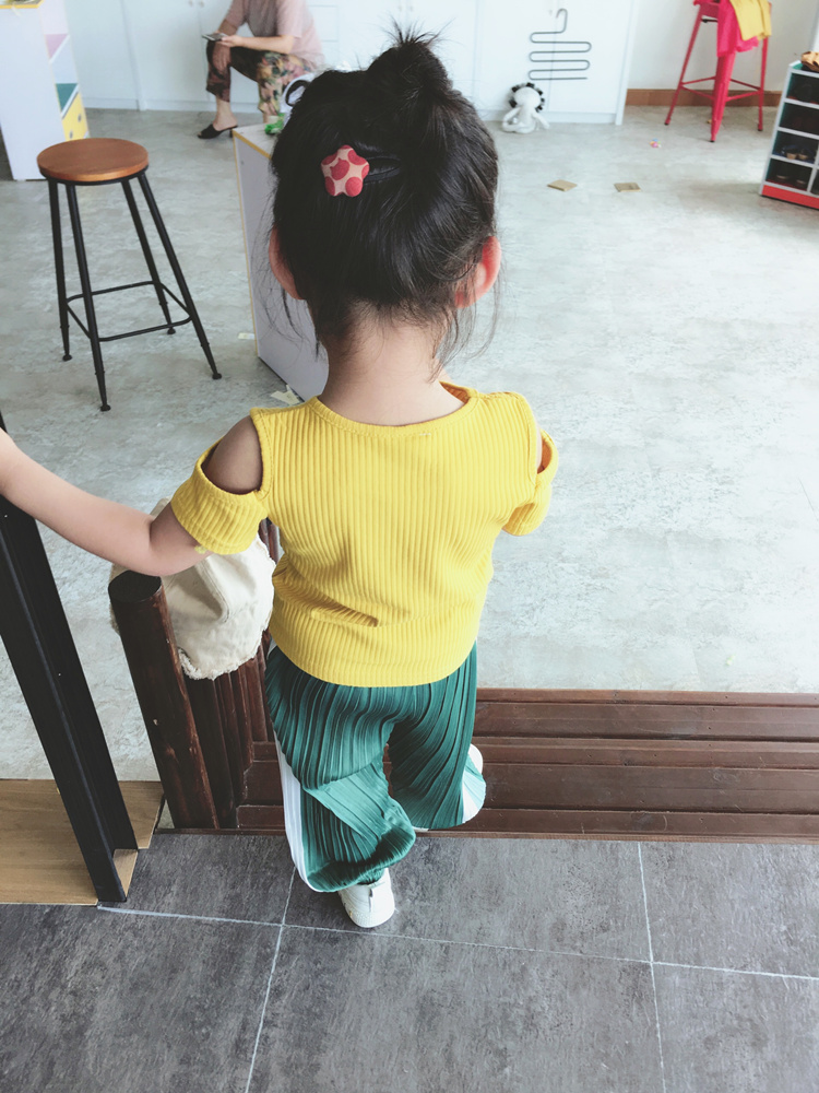 Trẻ em vừa và nhỏ thoải mái trẻ em màu rắn của T-Shirt trẻ em mặc 2018 cô gái mùa hè mới thời trang giản dị off-the-vai áo sơ mi thời trang bé gái