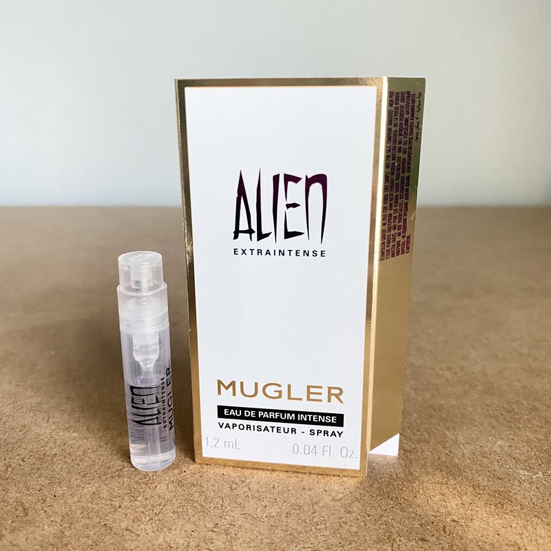 Mugler Alien Extraintense Perfume 1.2ml Sample Mugler Alien Extraintense Perfume 1.2ml Sample