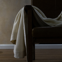 Yiluo cotton portable retro white washable machine wash cotton waffle blanket towel quilted living room towel blanket