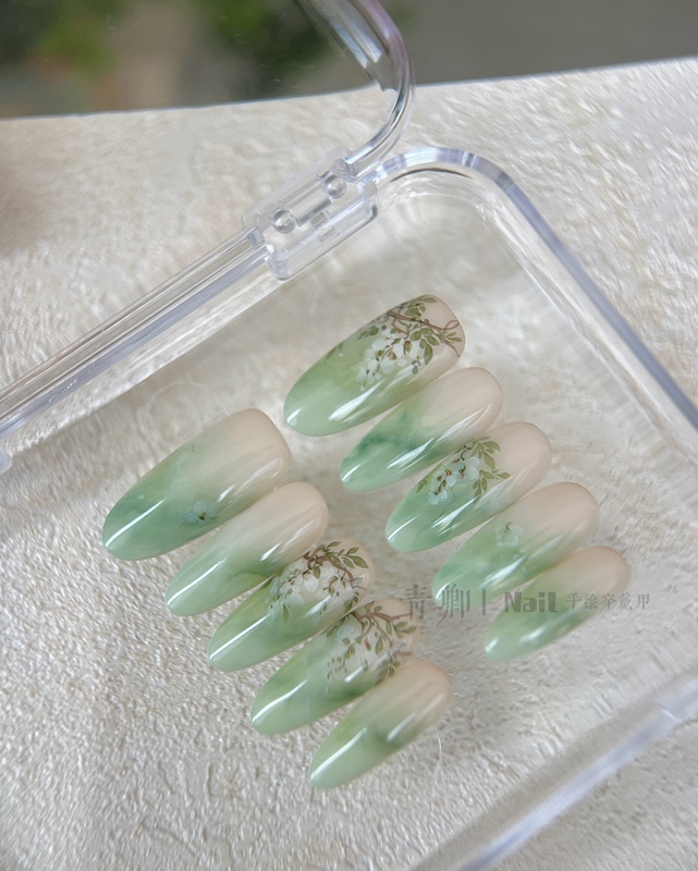 Hawthorn Flower |   Green Handmade Wearable Nail Patches Manicure