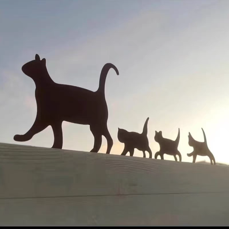 户外/庭院摆件 猫咪母子组合剪影木栅栏装饰做旧金属猫雕塑铁艺挂件庭院围墙摆件
