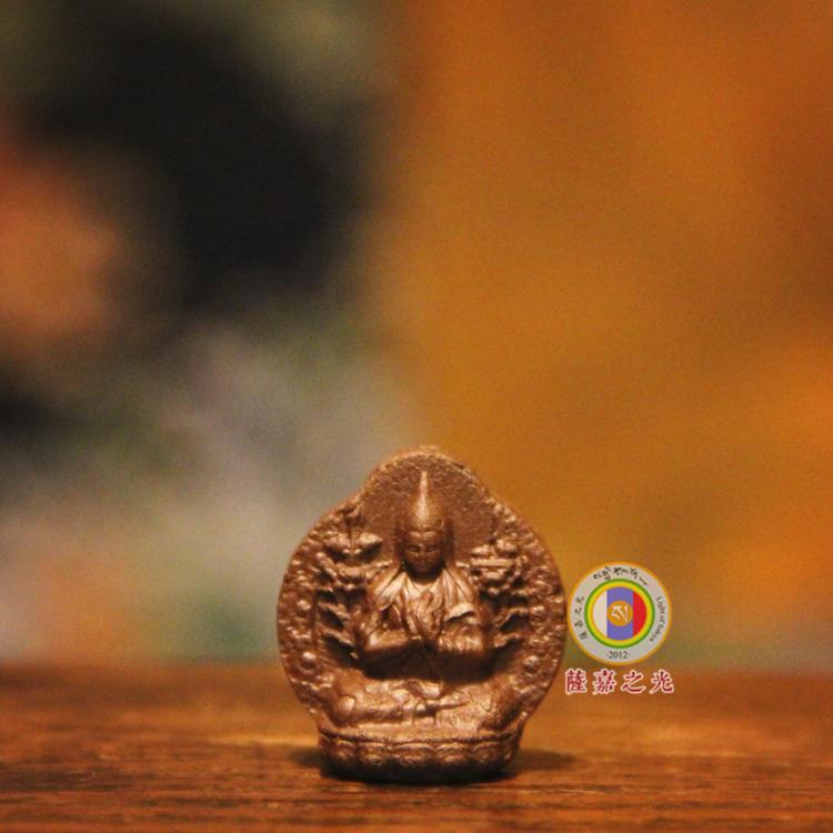 The Light of Sakya helps you build Buddha statues