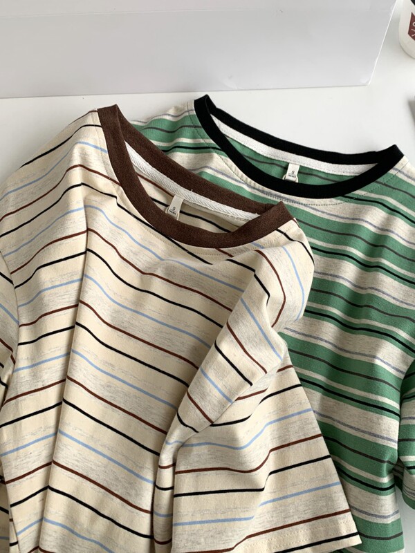 Hong Kong Style Retro Color-Block Striped Chic Regular Shoulder T-Shirt for Women, Summer Loose Niche Round Neck Base Short-Sleeve Top Trendy