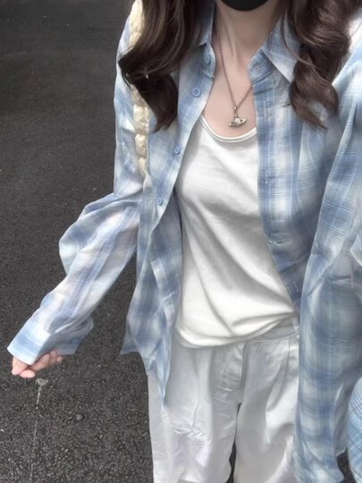 Autumn age-reducing blue plaid shirt for women Korean style lazy style shirt loose and versatile sun protection long-sleeved top jacket