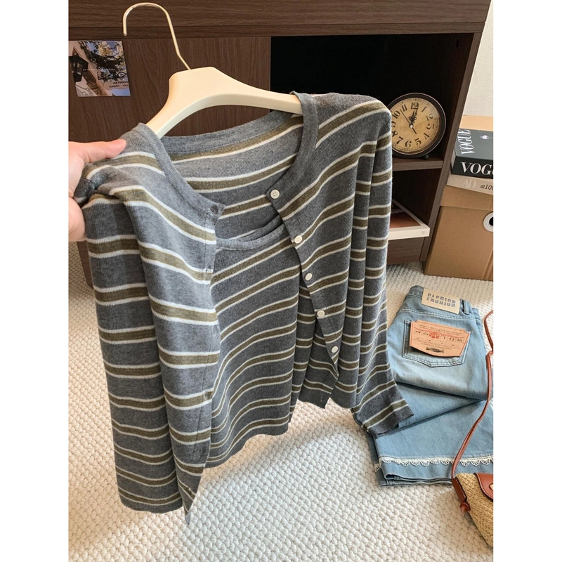 Kor-Anya's Personal Recommendation~ Korean-Style Striped Knit Camisole Cardigan Top Two-Piece Set for Women in Autumn Kor-Anya's Personal Recommendation~ Korean-Style Striped Knit Camisole Cardigan Top Two-Piece Set for Women in Autumn