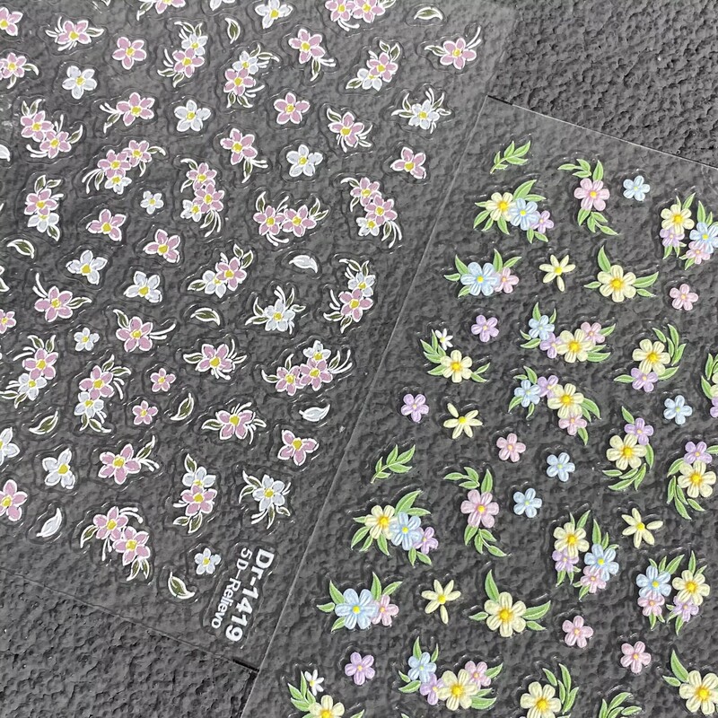 Spring Oil Painting Daisy Embossed Nail Stickers, Three-Dimensional Fresh Floral Waterproof Adhesive Nail Decoration Stickers