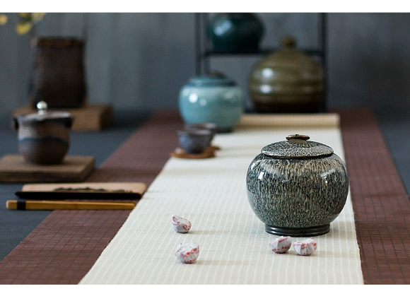 Bình trà thay đổi lò gốm gốm trung bình niêm phong Puer trà xanh Tianmu nồi chè chống ẩm mới - Trà sứ