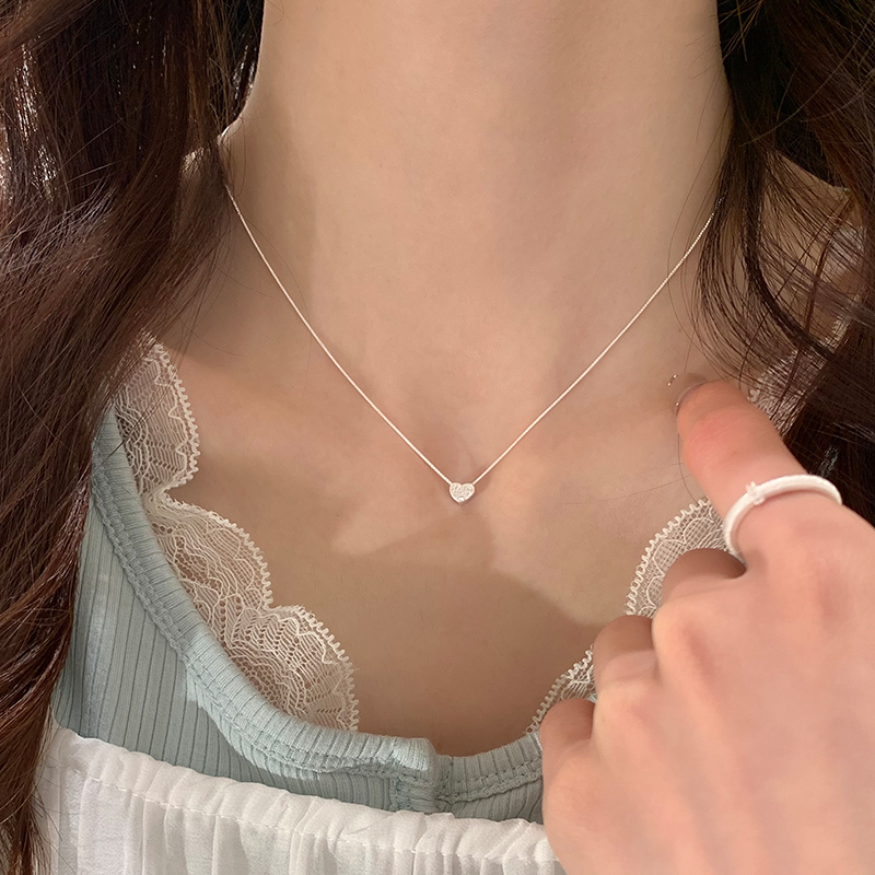 Mini Zircon Heart Necklace for Women 2025, Sweet and Versatile for Everyday Wear, Matches Well with Dresses, High-End Necklace That Doesn'T Fade