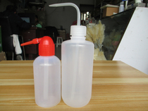 High quality plastic washing bottle 500ML elbow flush bottle blow cylinder cleaning bottle