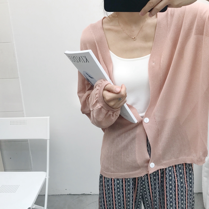 Pico đèn lồng tay áo khí băng lụa đan màu rắn V-Cổ nữ mùa hè mới dài tay cardigan áo sơ mi quần áo chống nắng điều hòa không khí áo sơ mi áo khoác len nữ dày