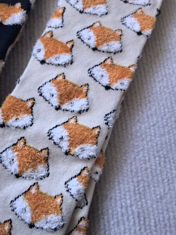 Lena Unisex Super Cute 3D Little Fox Jacquard High-Waisted Socks