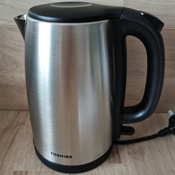 Toshiba Toshiba KT-17SHNH 1 7 liter 304 stainless steel electric kettle