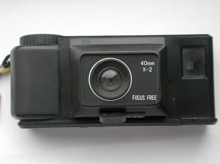 Collection: Xinle half-frame camera made in Jiading, Shanghai, 135 rolls can take 72 shots, original box