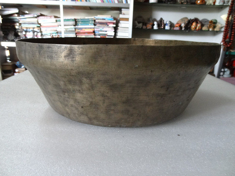 Antique Collection Boutique North Korea Centuries-old Thick Old Copper Basin Bronze Ware Folk 