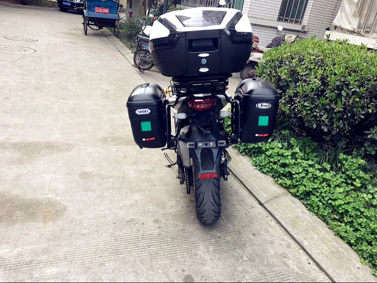 Hộp bên được sửa đổi Benelli B300 hộp bên phát hành nhanh Huanglong 302 hộp bên thân thùng 250 hộp phía sau hộp - Xe gắn máy phía sau hộp thùng sau xe máy nhỏ gọn