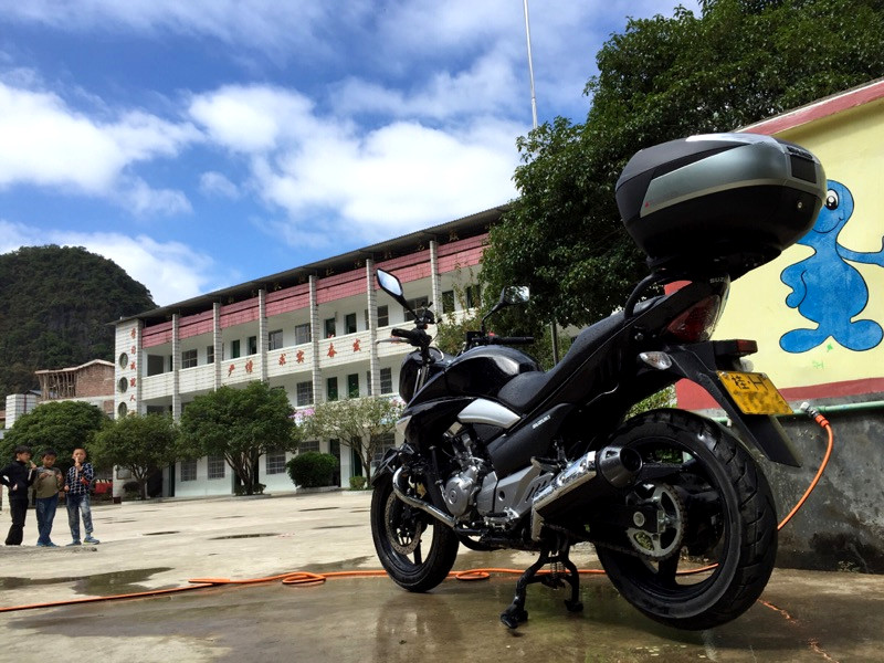 SHAD xe máy Xiade hộp đuôi dự phòng lưu trữ hộp 29 hiện tại - Xe gắn máy phía sau hộp cốp rời xe máy