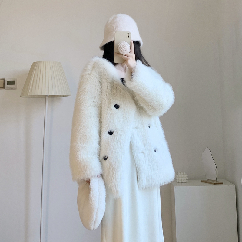 White Lamb Wool and Faux Fur Integrated Coat for Women 2025 New Eco-Friendly Fur Young Style Faux Fox Fur Coat