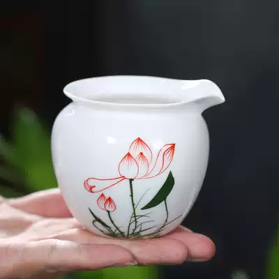 Tea Sea hand-painted fair cup ceramic Jingdezhen blue and white porcelain simple tea separator underglaze color Kung Fu tea handmade