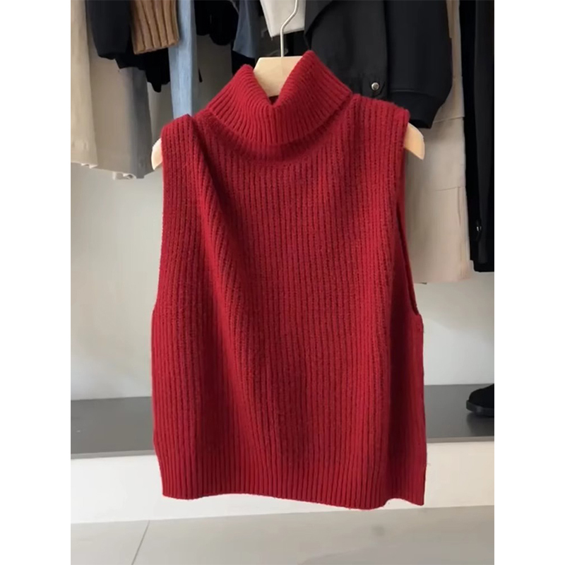 Clearance Sale: Hot Item Red High-Neck Sleeveless Sweater Vest, Autumn/Winter Layered Knit Vest Clearance Sale: Hot Item Red High-Neck Sleeveless Sweater Vest, Autumn/Winter Layered Knit Vest
