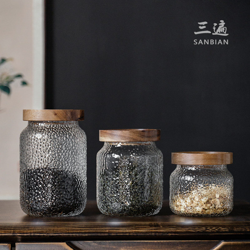 Three times hammer eye pattern transparent glass sealed tank storage tank Acacia wood cover tea tank moisture-proof Pu 'er flower tea tank