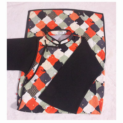 This summer, Chao Chao is in semi-stock. It's a collection of cat-hiding women's clothing with oversized sleeves, full opening, and no provinces. It's a traditional cheongsam in the style of the Republic of China era