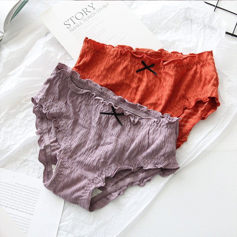 The first edition of the summer Modale Underpants skin-friendly antibacterial cotton stalls with low waist triangular underwear for young girls