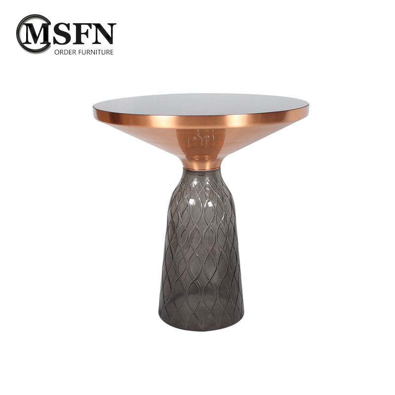 The Bell Table color bell glass tea table is a designer's creative edge