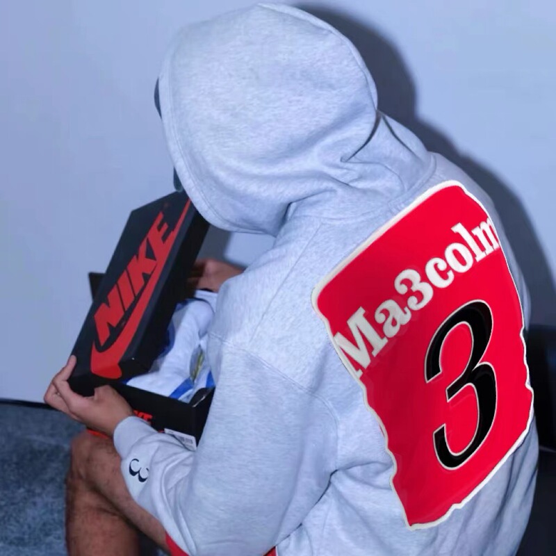 Ma3 Malcolm Kamiran Paulasara Collaboration Christmas Special Edition Unisex American Style Autumn and Winter Hooded Sweatshirt Ma3 Malcolm Kamiran Paulasara Collaboration Christmas Special Edition Unisex American Style Autumn and Winter Hooded Sweatshirt