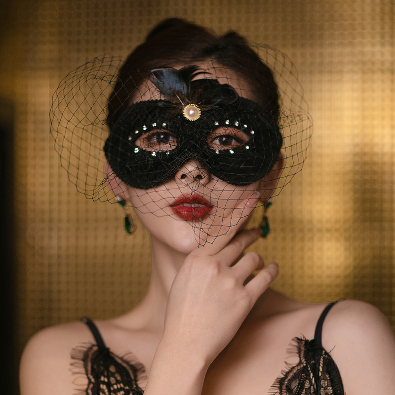 Sexy Princess Adult Mask Halloween Makeup Prom Lace Black Mystery Mesh Veil Live Halfface