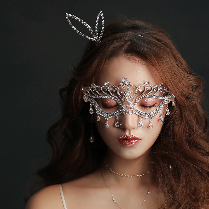 Mask masquerade women masquerade sexy rhinestone Princess adult Festival party show party half face cat mask
