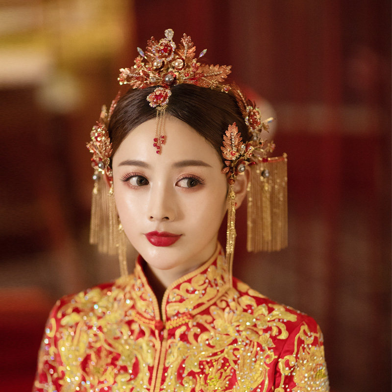Chinese bridal headwear Eyebrow Pendant Ancient Dress Red Ancient Rhyme Flowers Stream Sugu Wind Accessories Wedding Show and Hair Accessories