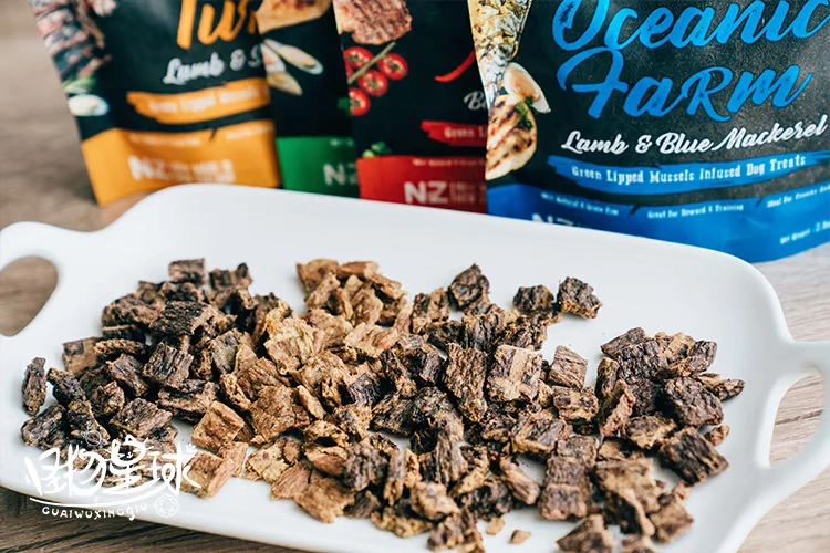 Ai Bi Lisi New Zealand Chó Ăn vặt khô Thịt bò Cân bằng dinh dưỡng Thú cưng Thưởng thưởng Đồ ăn nhẹ 100g - Đồ ăn vặt cho chó