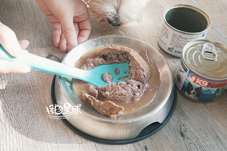 New Zealand K9 Chó tự nhiên đóng hộp thực phẩm ướt đóng hộp thực phẩm đóng hộp gà và cừu hươu đồ ăn nhẹ 170 / 370g - Đồ ăn vặt cho chó thức ăn cho chó smartheart