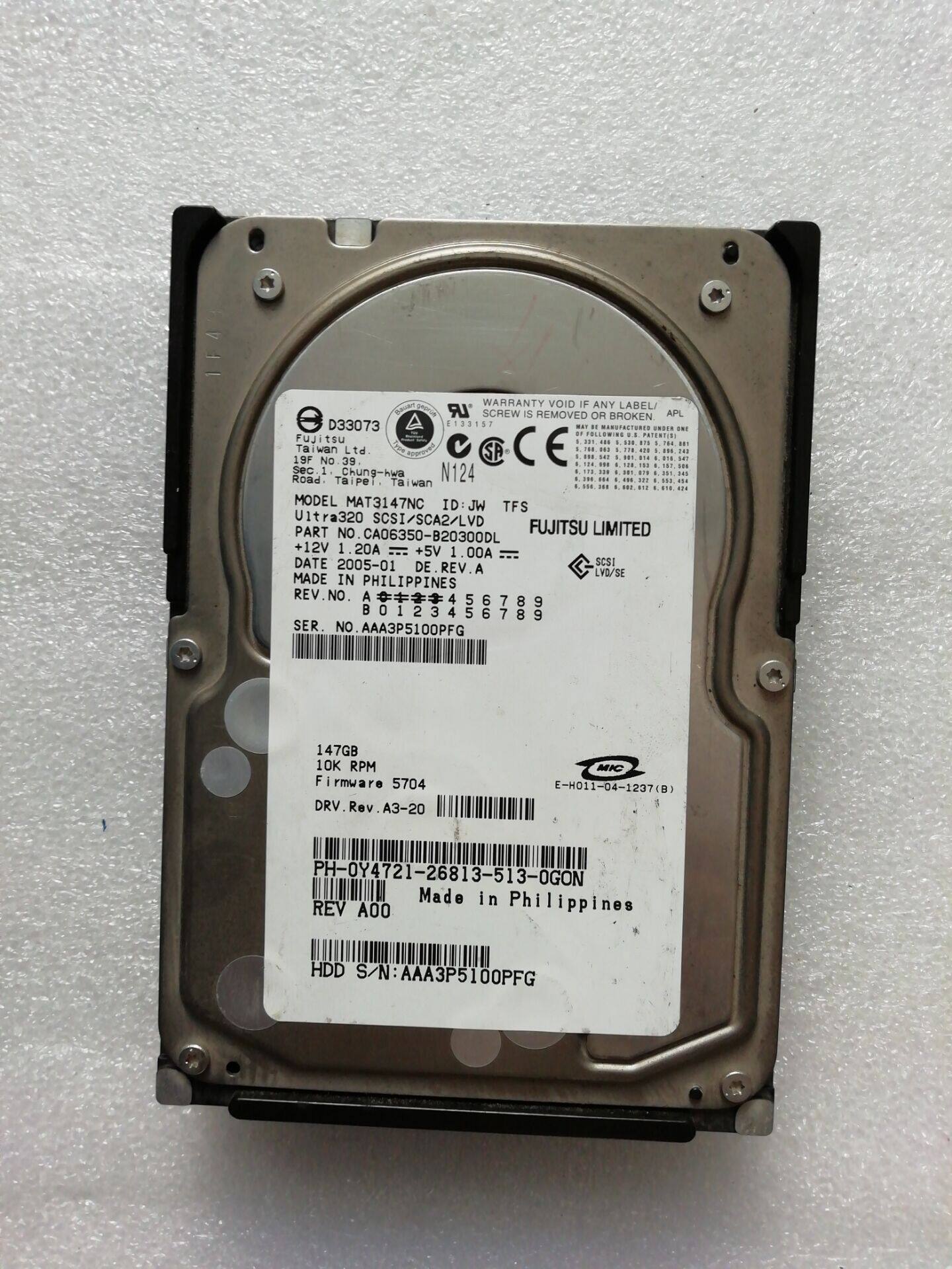 DELL 147G 10K U320 80-pin SCSI hard drive MAT3147NC 0Y4721