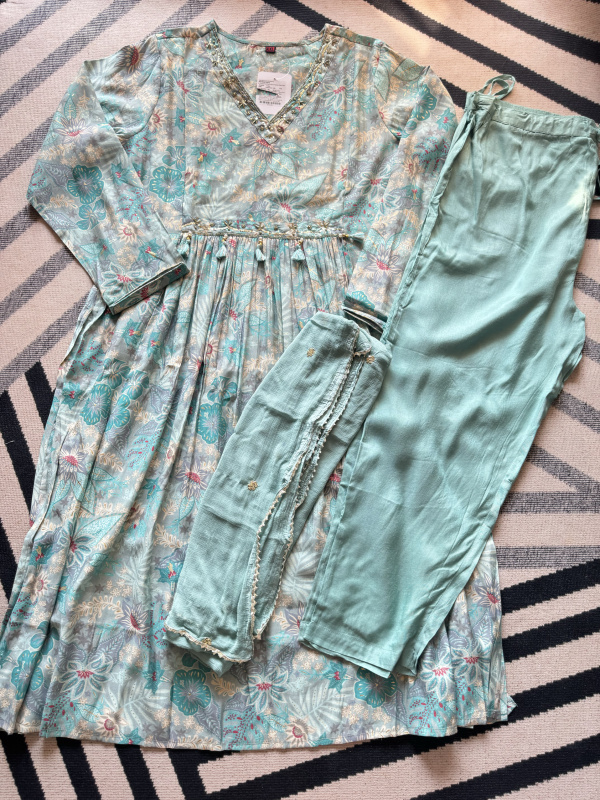 Indian Clothing Domestic Stock Special Price