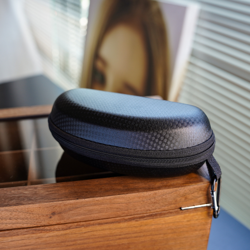 Portable Straw-Patterned Glasses Case with Zipper, Sunglasses Storage Box, Anti-Pressure Protective Hook, Large Glasses Bag