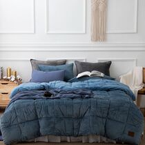 South Korea imported blue snowflake particle-derived quilt bedding 4-piece quilt winter bedding kit short plush