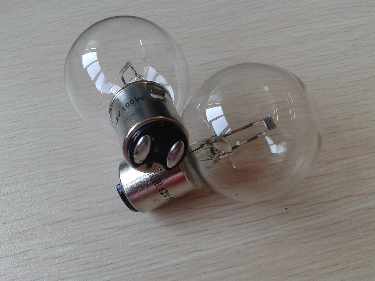 Xiangyang bulb 12V100W projector bulb 12V100WBA20D bulb long45