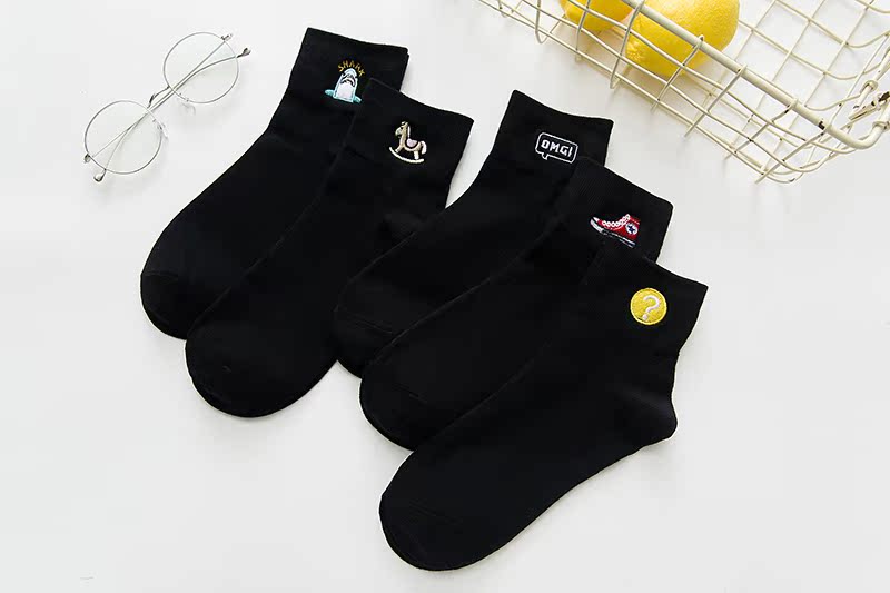 Vớ mới Nhật Bản mùa thu và mùa đông đại học hoang dã gió siêu đẹp tìm thêu mẫu cotton thoải mái vớ nữ vớ vớ noel