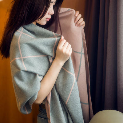 A new Korean double-sided checkered air-conditioned shawl for women in autumn and winter, versatile, warm and thick scarf cape