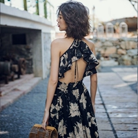 2018 kỳ nghỉ bãi biển dress bãi biển váy voan xù backless dress in cổ điển treo cổ dress váy cho người béo bụng