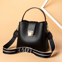 Leather bag womens new fashion bucket bag 2021 wild middle-aged mother large capacity one-shoulder soft leather messenger bag