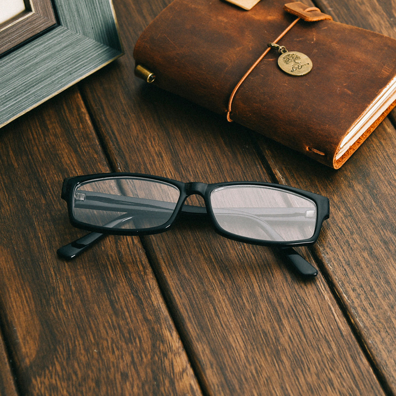 Crystal glass anti-fatigue Old flower glasses Men and women Read Books Old View Mirror Clear And Comfortable Glasses