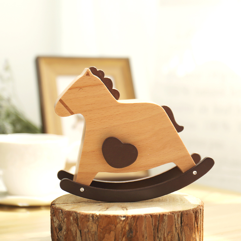 Wooden music box Sky City music box to send girls girlfriend best friend creative Children's Day birthday graduation gift