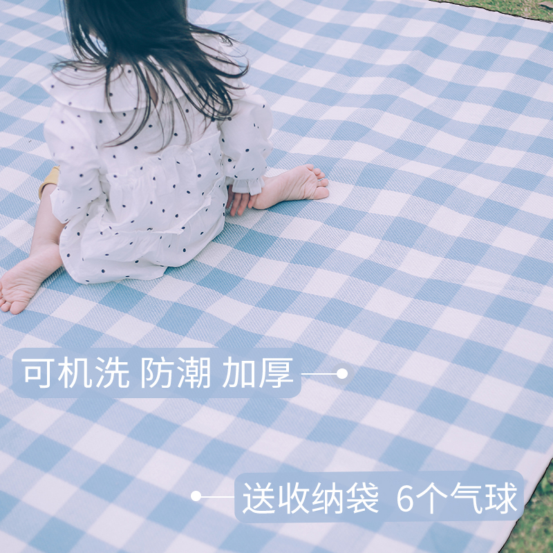 Outdoor portable picnic mat Foldable thickened moisture proof mat Beach tent mat Waterproof lawn mat Picnic cloth