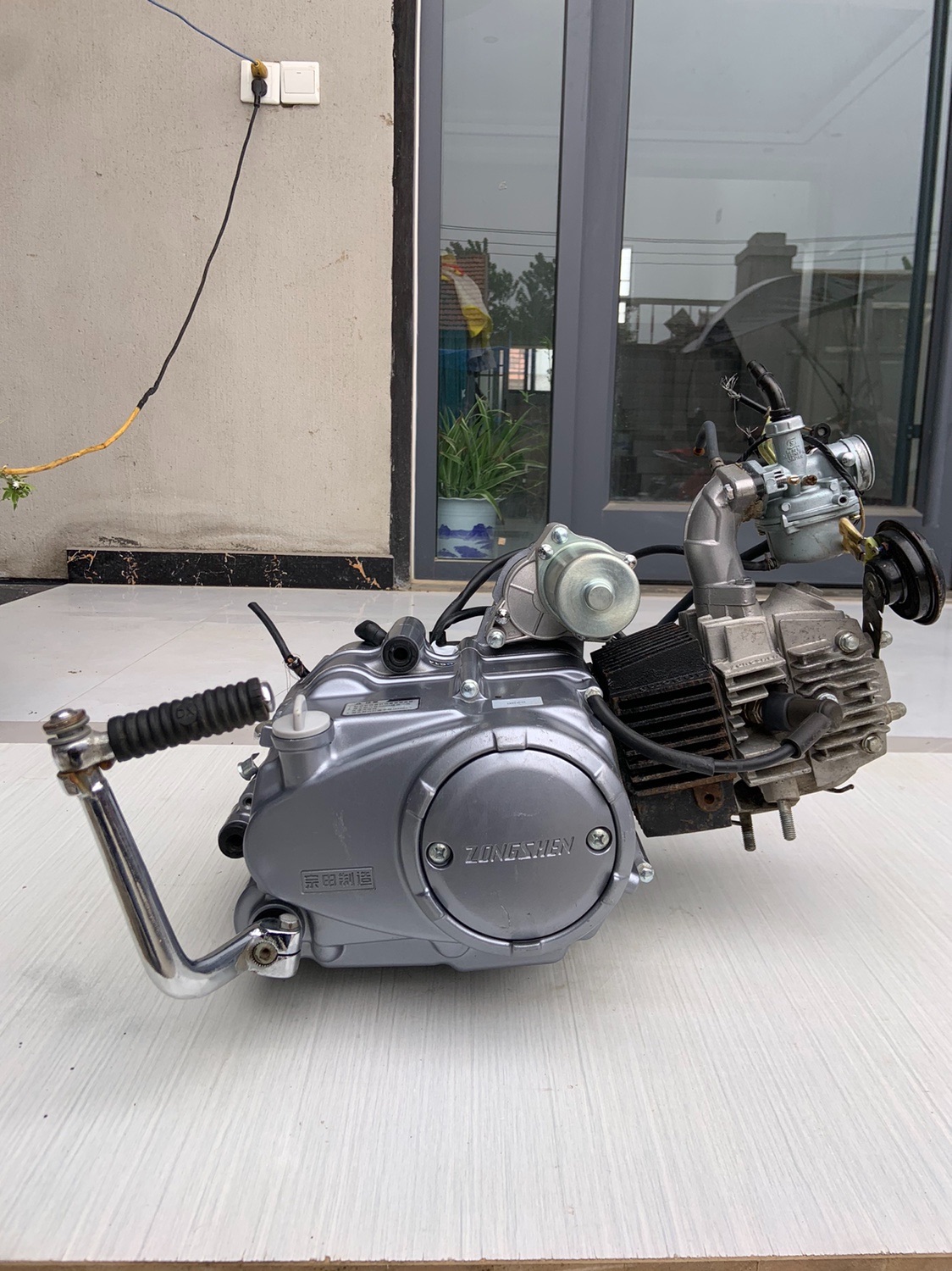 Second hand original installed Shenzhenshen three-wheeled locomotive 110 engine