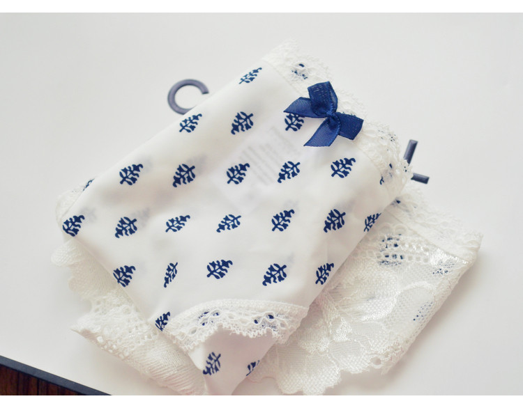 Slip jeunesse sexy en soie Ice - Ref 642262 Image 16